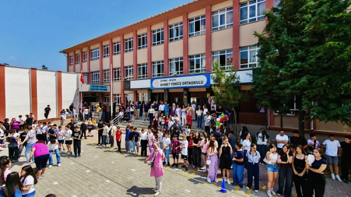 Ahmet Yenice Ortaokulu’nun onarım işi ihalesi yapıldı