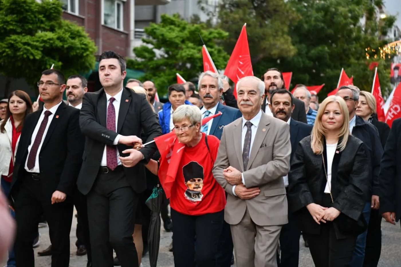 3-i6a12cf18437d7.jpg