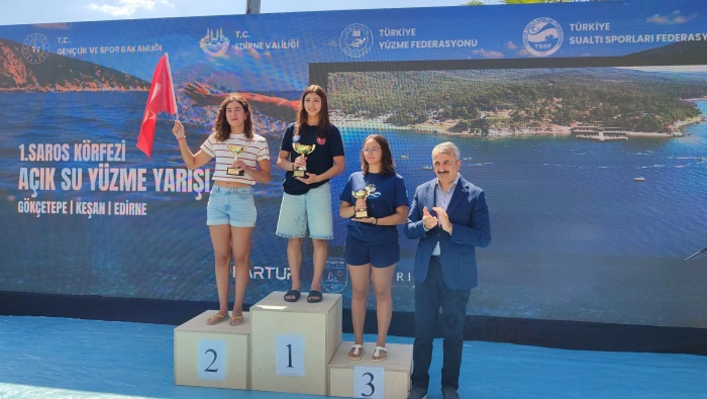 4-i6a92ecdb55af0.jpg