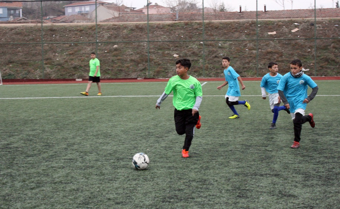 EDIRNEDE-COCUKLARIN-SPORA-OLAN-ILGISINI_442486_130643-i6747035905e62.jpg