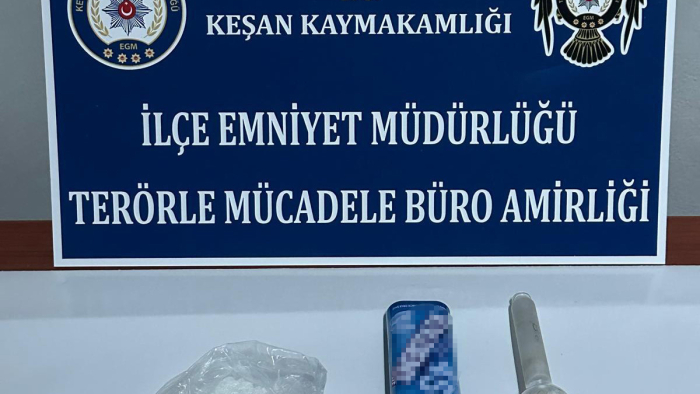 Sakız kutusundan uyuşturucu çıktı