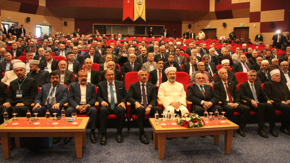 Diyanet İşleri Başkanı Erbaş, 'Balkan Alimleri Buluşması'na katıldı