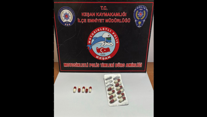 Keşan’da 15 sentetik uyuşturucu hap ele geçirildi