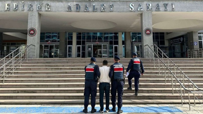 Cinayet şüphelisi sınırda yakalandı