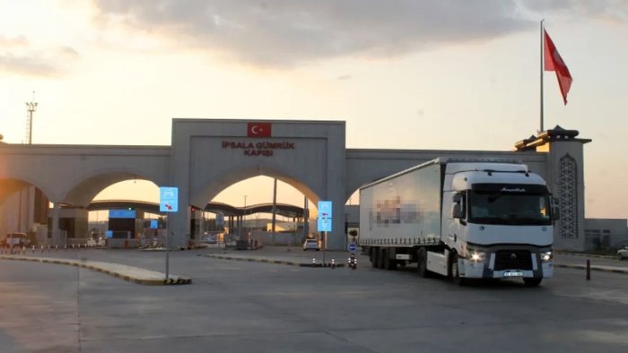 İpsala’da TIR dorsesinde yakalanan 2 FETÖ şüphelisi tutuklandı