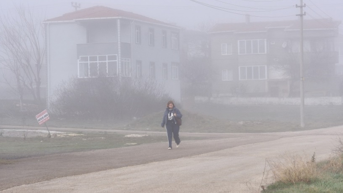 Keşan’da sis etkili oldu