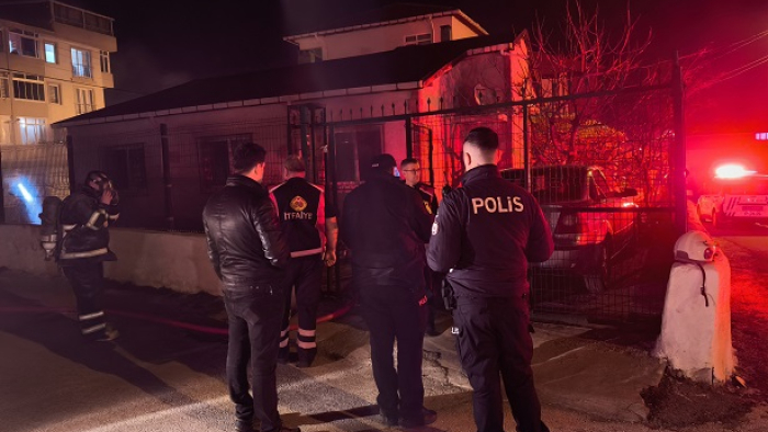 Komşusuna iftara gitti, evinde yangın çıktı