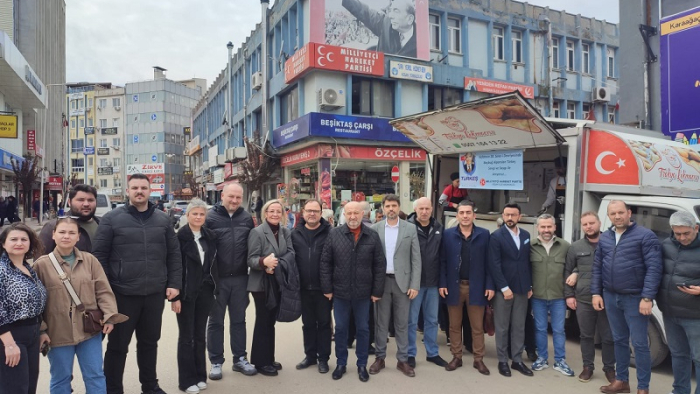 MHP Keşan, Alparslan Türkeş için lokma hayrı yaptı