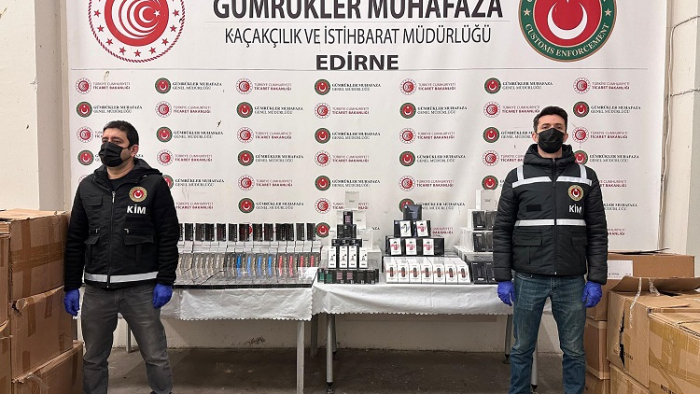 Kapıkule'deki TIR'da 463 kilo kimyasal madde ele geçirildi
