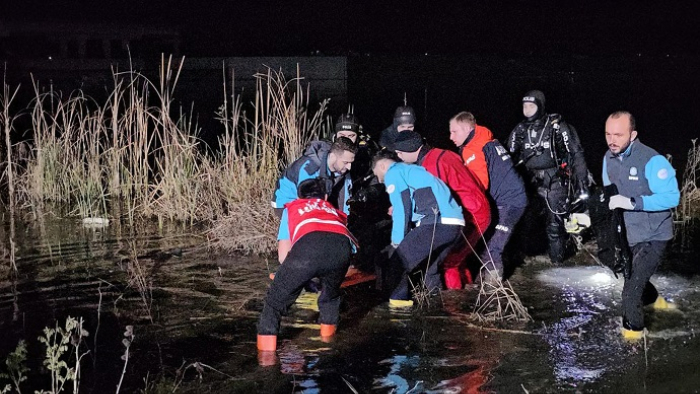 14 yaşındaki çocuk, serinlemek için girdiği nehirde boğuldu