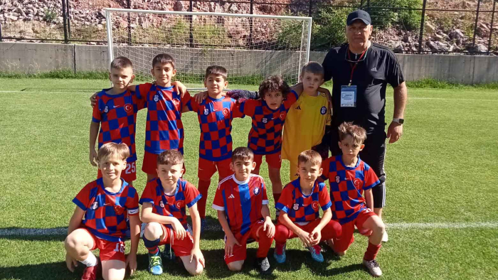 Keşan Genç Ordu U-9 takımından büyük başarı