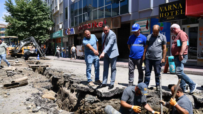 Keşan’da altyapı güçleniyor, yollar yenileniyor