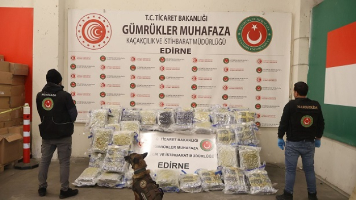 Kapıkule’de 144 kilo 732 gram esrar ele geçirildi