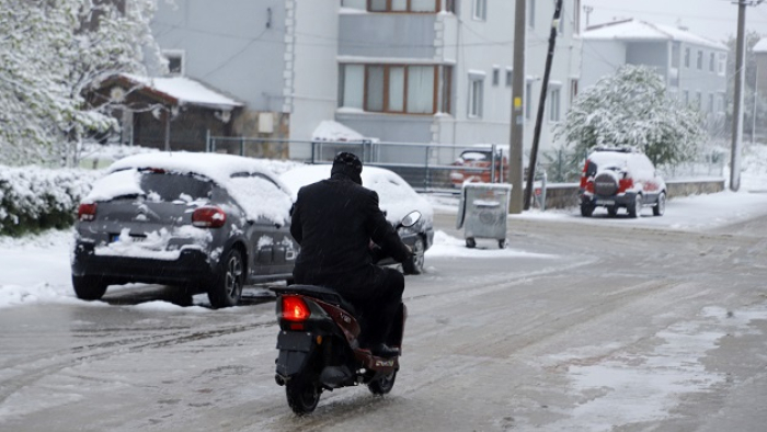 Keşan’da kar nedeniyle motokuryelere yasak
