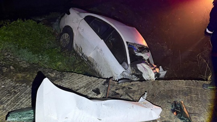 Keşan-İpsala kara yolunda otomobil şarampole devrildi: 2 ölü