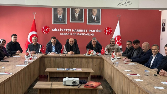 AK Parti'den, MHP’ye 57. kuruluş yıldönümü ziyareti