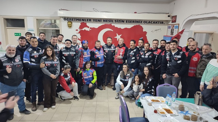 Fast Moto 22 Keşan Motosiklet Kulübü’nden birlik ve dayanışma iftarı