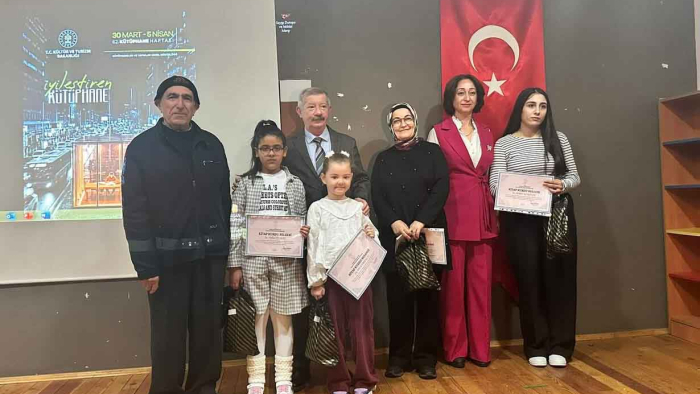 Keşan’da kitap kurtları ödüllendirildi