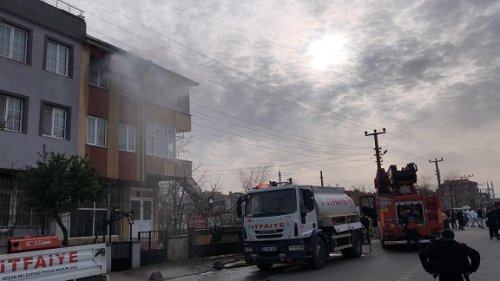 Keşan’da korku dolu anlar: Evini ateşe verdi