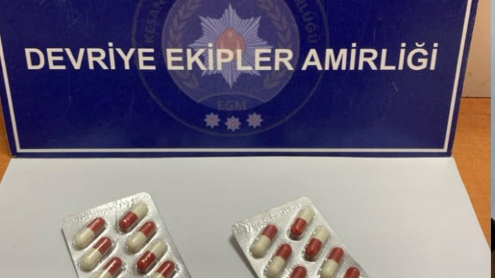 Keşan’da uyuşturucuyla yakalanan 2 şüpheliye gözaltı