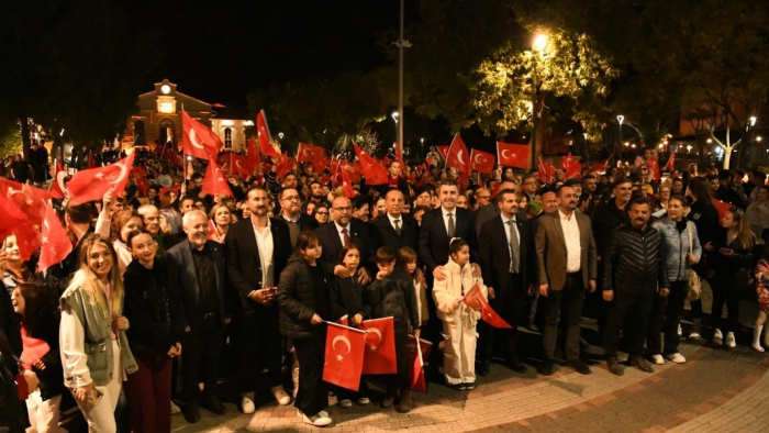 Binlerce Keşanlı, Cumhuriyet için yürüdü