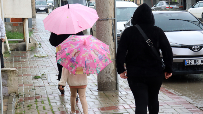 Meteorolojiden ‘kuvvetli yağış’ uyarısı