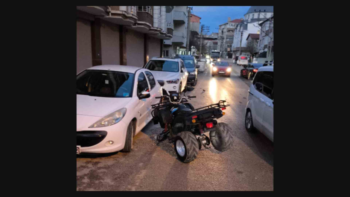 Askeri araca ve otomobile çarpan ATV’nin alkollü sürücüsü yaralandı
