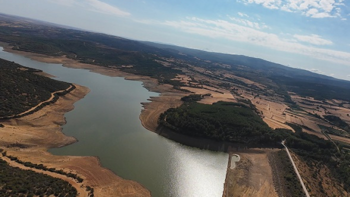 Kadıköy Barajı’nda su seviyesinin azalmasına sosyal medyadan videolu uyarı