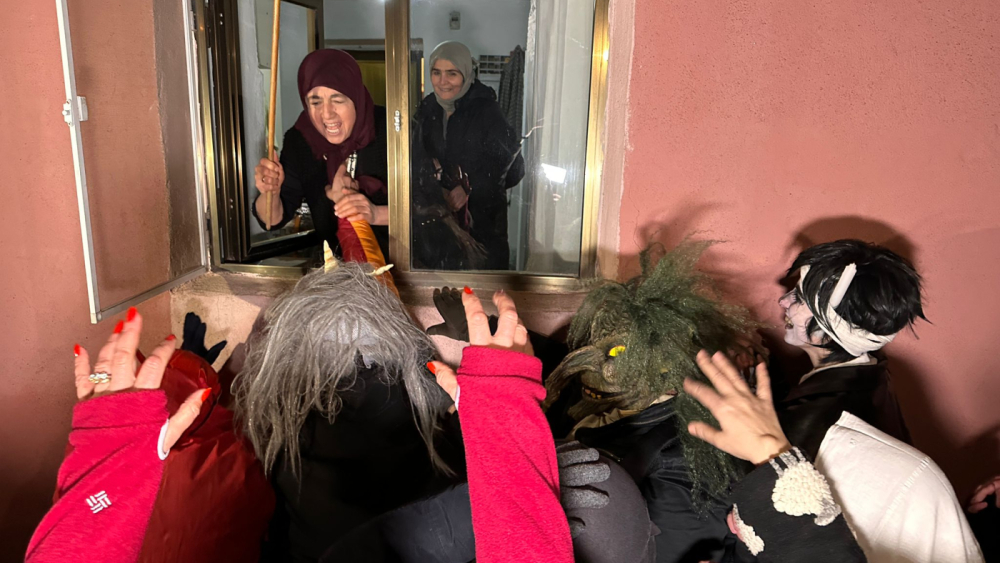 Balkan geleneği 'Bocuk Gecesi' kutlandı (Foto Galeri)