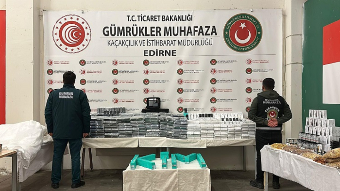 Kapıkule'de çok sayıda kaçak ürün ele geçirildi