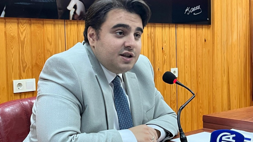 Köy yollarına son 1 yılda 100 kilometre sıcak asfalt döküldü