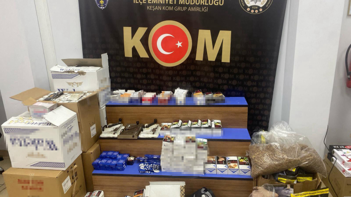 Keşan’da polis binlerce makaron ele geçirdi